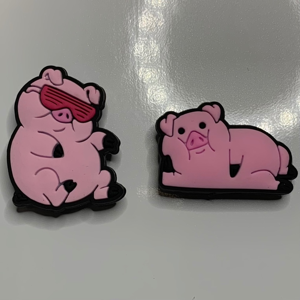 Chubby Pig Croc Charm Set
